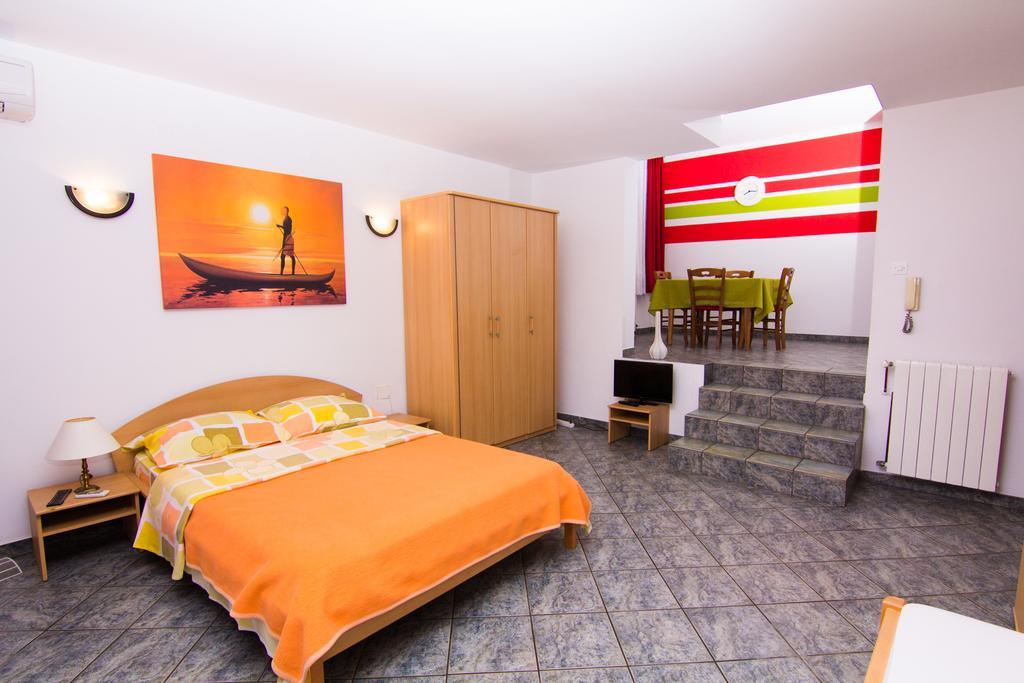 Apartmani Zuzic كرك الغرفة الصورة