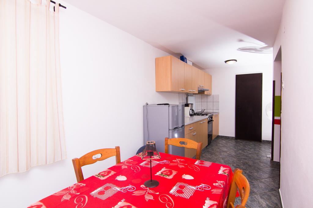 Apartmani Zuzic كرك الغرفة الصورة